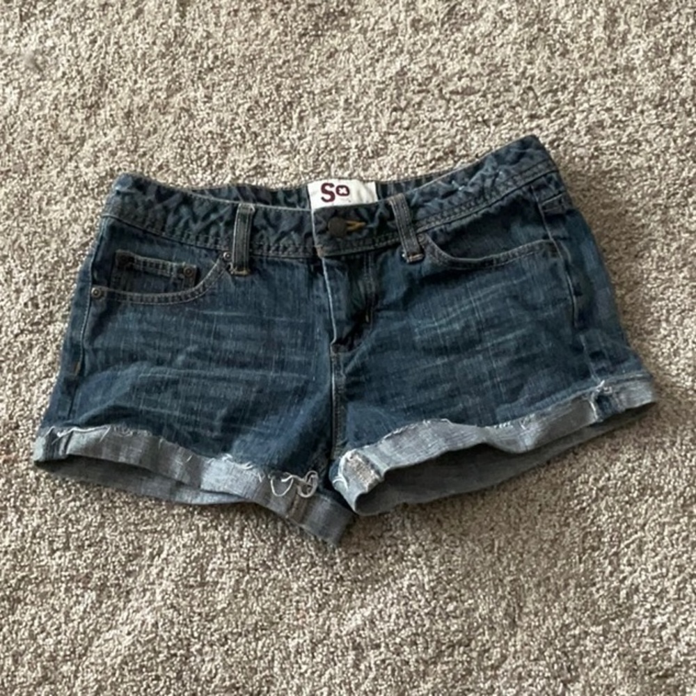 “So” dark denim shorts/ (brown/orange stitching), size 5 in Women’s.